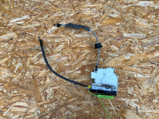 замок двери задней левой Audi A4 B9 2018, 2.0 л., CVKB, бензин, МКПП, седан, 8X0839015D