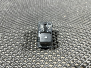 кнопка стеклоподъемника двери задней правой Nissan Rogue T33 2022, 1.5 л., бензин, внедорожник 5 дв., 254116XJ0B