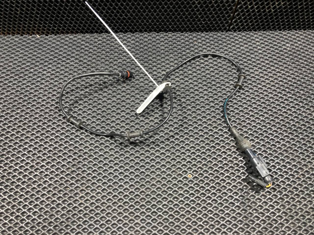 датчик ABS Jaguar XJ 4 поколение 2013, 5.0 л., 508PN, бензин, АКПП, седан, C2D3410, C2D47189, 8W832C204BA - фото №1