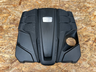 декоративная крышка двигателя Porsche Macan GTS 1 поколение [2-й рестайлинг] 95B 2022, 2.9 л., DGR, бензин, АКПП, внедорожник 5 дв., 95B103925K, 95B103925L, 95B103925M, 95B103925Q