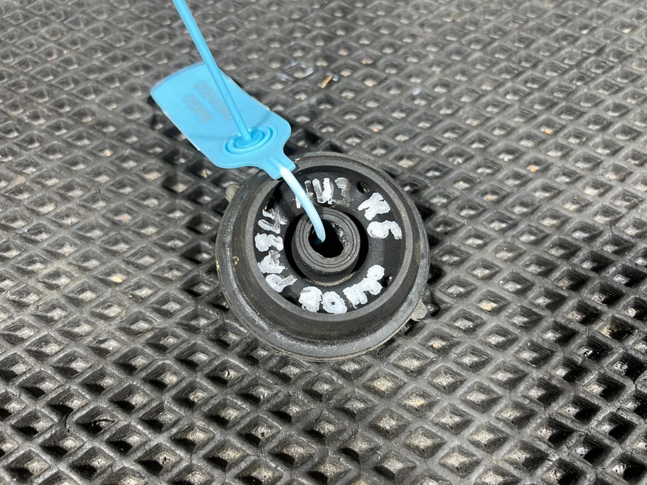 кронштейн радиатора Kia K5 3 поколение 2022, 1.6 л., G4FP, бензин, АКПП, седан, 25333C1500 - фото №1