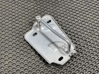 замок капота Audi A6 C8 (2018 - 2026), 4K0823186E