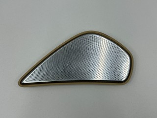 сетка на динамик Audi A8 D4/4H [рестайлинг] 4H2 2013, 4.0 л., CEUA, бензин, АКПП, седан, 4H1868299B