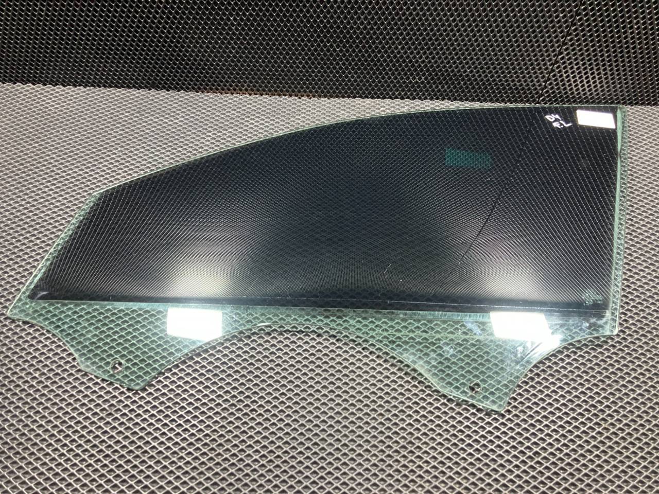 стекло двери передней левой Audi A8 D4/4H 2010, 4.2 л., CDRA, бензин, АКПП, седан, 4H0845201A - фото №1