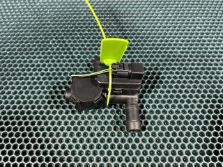 кран отопителя (печки) Volkswagen Touareg 2 поколение 2014, 3.0 л., CRCA, дизель, АКПП, внедорожник 5 дв., 7PP819810A