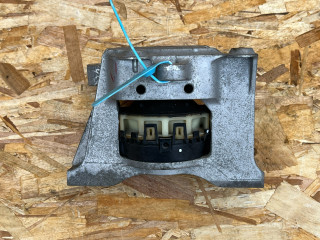 подушка крепления двигателя Buick Envista 1 поколение 2024, 1.2 л., бензин, АКПП, внедорожник 5 дв., 60005993, 60003411