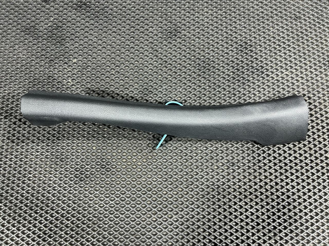 обшивка салона Genesis G70 1 поколение 2019, 2.0 л., G4KL, бензин, АКПП, седан, 85875-G9010NNB - фото №1