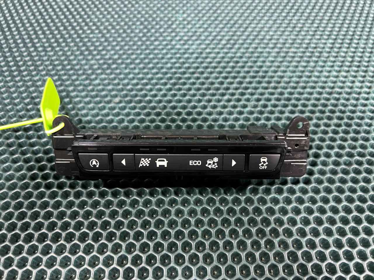 кнопка (выключатель) Jaguar F-Pace 1 поколение 2017, 2.0 л., 204PT, бензин, АКПП, внедорожник 5 дв., T2H19784, T2H18650, T2H2750, GX7314B790CC - фото №1