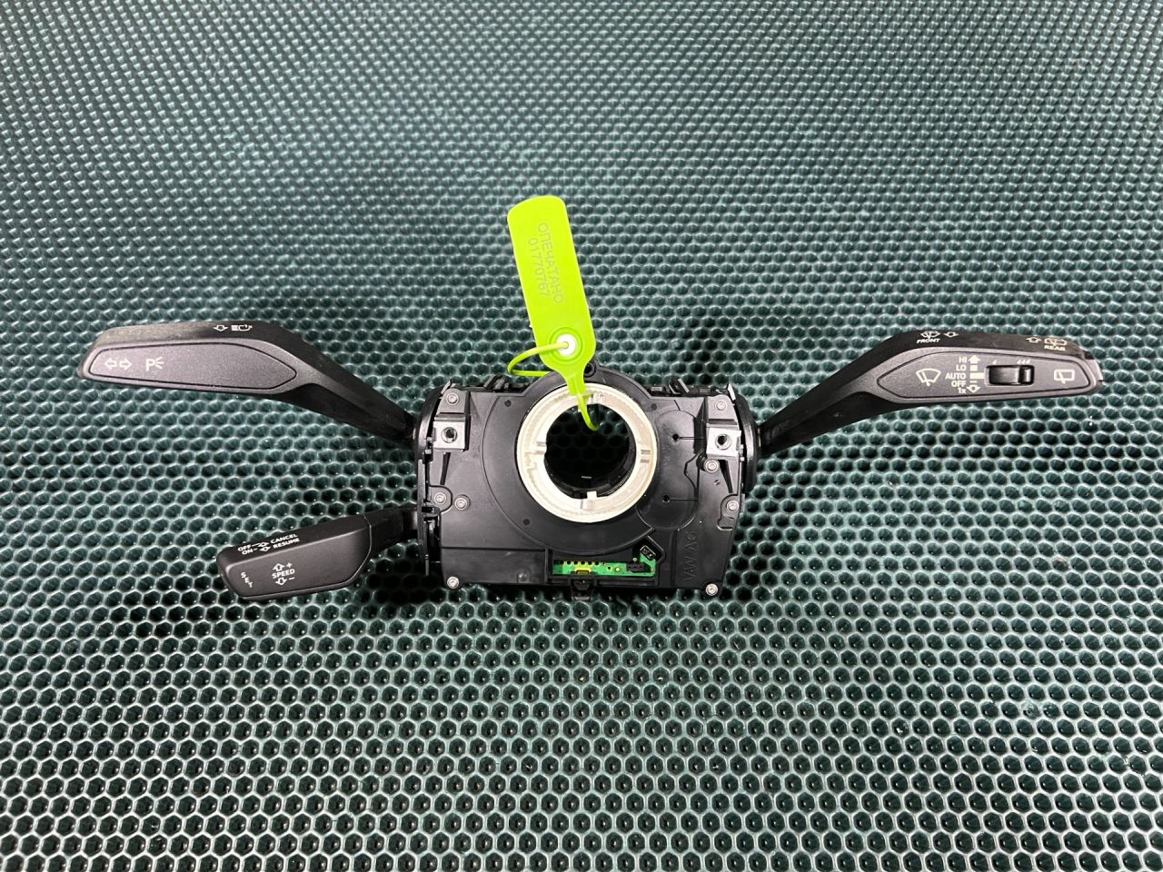 переключатель подрулевой (стрекоза) Audi Q7 4M 2016, 3.0 л., CREC, бензин, АКПП, внедорожник 5 дв., 4M0907129GM - фото №1