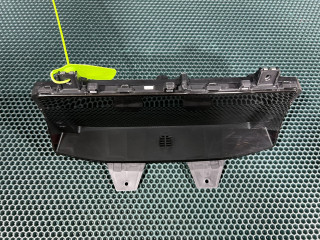 щиток приборов (приборная панель) Jaguar F-Pace 1 поколение X761 2016, 3.0 л., AJ 126, бензин, АКПП, внедорожник 5 дв., HK8310849JF, T4A11920