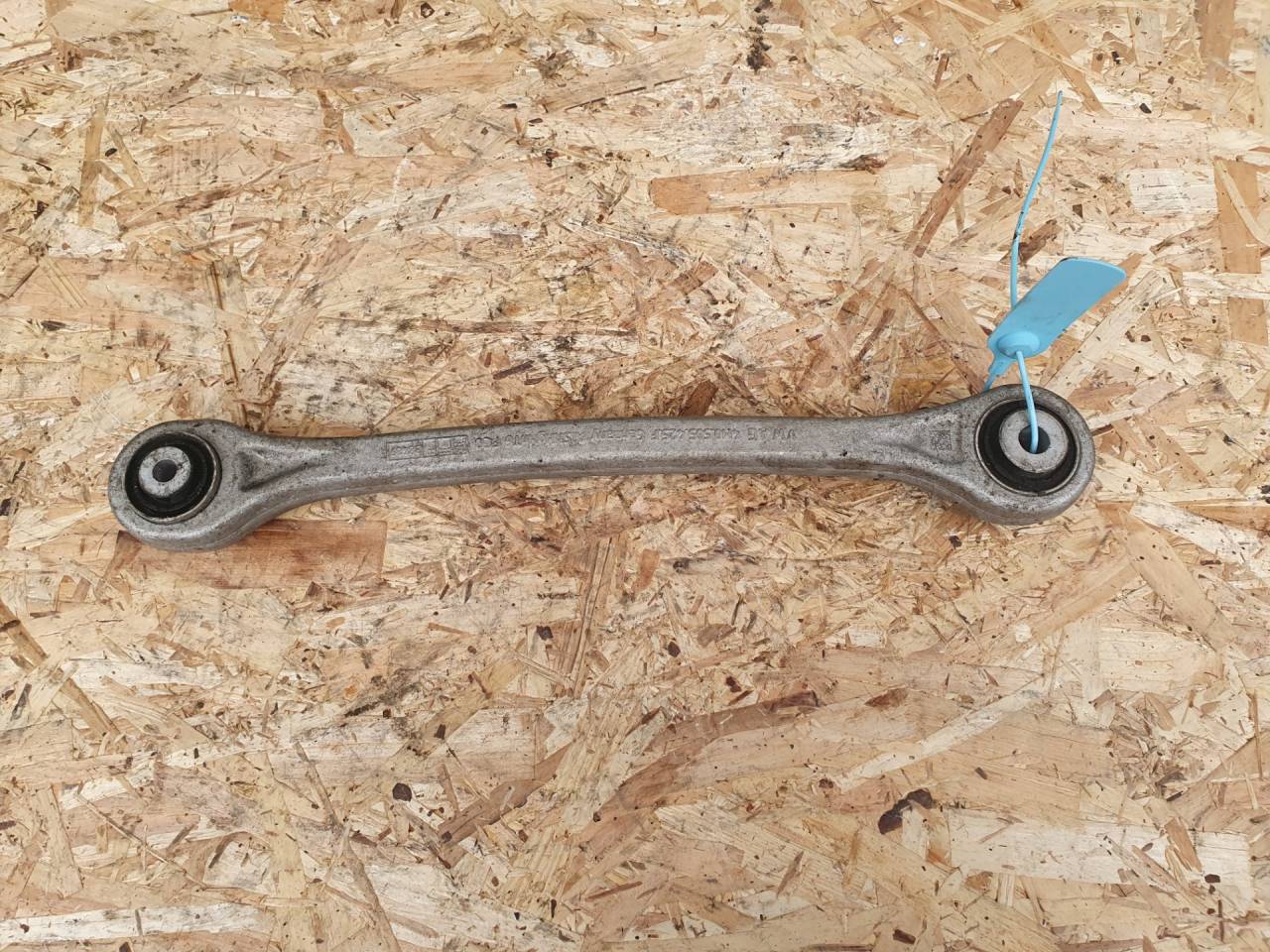 рычаг задний левый Audi A6 C8 2019, 3.0 л., бензин, АКПП, седан, 4M0505425F - фото №1