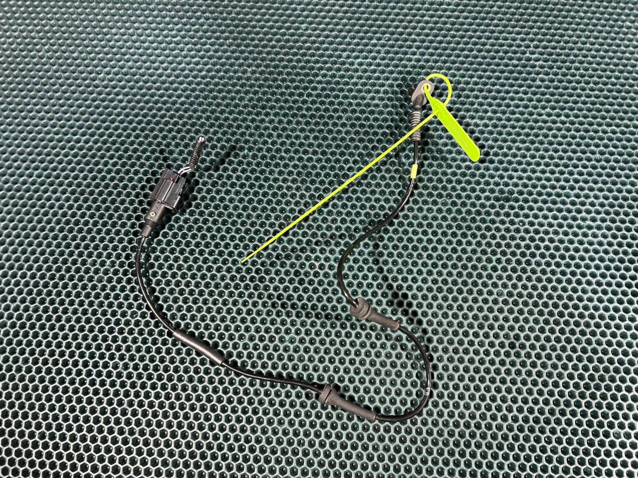 датчик ABS Land Rover Range Rover Evoque L538 2014, 2.0 л., бензин, АКПП, внедорожник 5 дв., LR071974, LR024202, 100711-53633, BJ322B372AD - фото №1