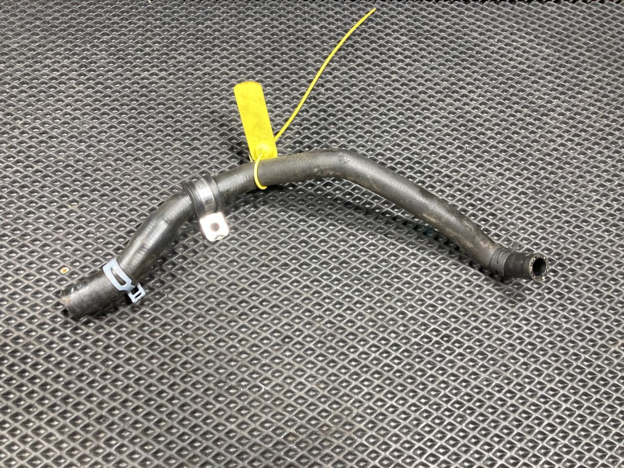 патрубок (трубопровод, шланг) Audi S5 F5 2019, 3.0 л., бензин, АКПП, купе, 8W0122448S - фото №1