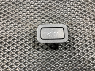 кнопка открытия багажника Jaguar XJ 4 поколение [рестайлинг] 2016, 3.0 л., 306PS, бензин, АКПП, седан, 3142055AA02, C2D4006, AF6310E998AA