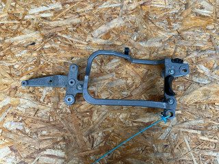 кронштейн насоса пневмоподвески Porsche Macan GTS 1 поколение [2-й рестайлинг] 95B 2022, 2.9 л., DGR, бензин, АКПП, внедорожник 5 дв., 95B616879A