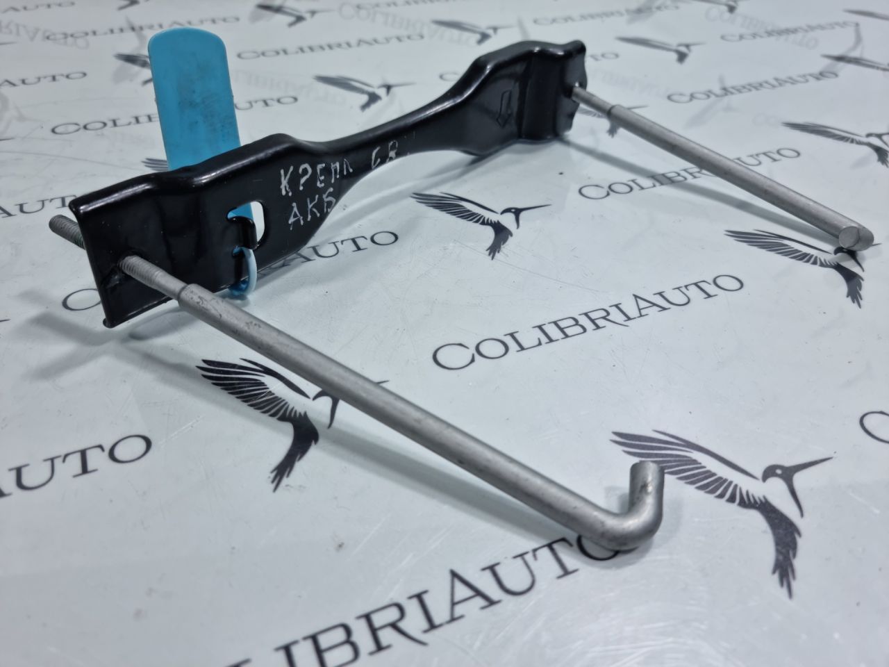 крепление аккумулятора Honda CR-V 6 поколение 2025, 1.5 л., L15B, бензин, вариатор, внедорожник 5 дв., 31512-TLA-A10, 31513-TLA-A10, 31513-TLA-A00 - фото №1