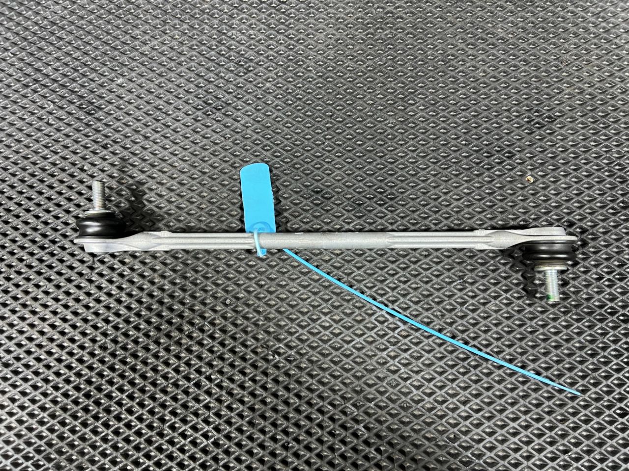 стойка стабилизатора Honda Accord 11 поколение 2025, 1.5 л., L15B, бензин, вариатор, седан, 51320-TVA-A01 - фото №1