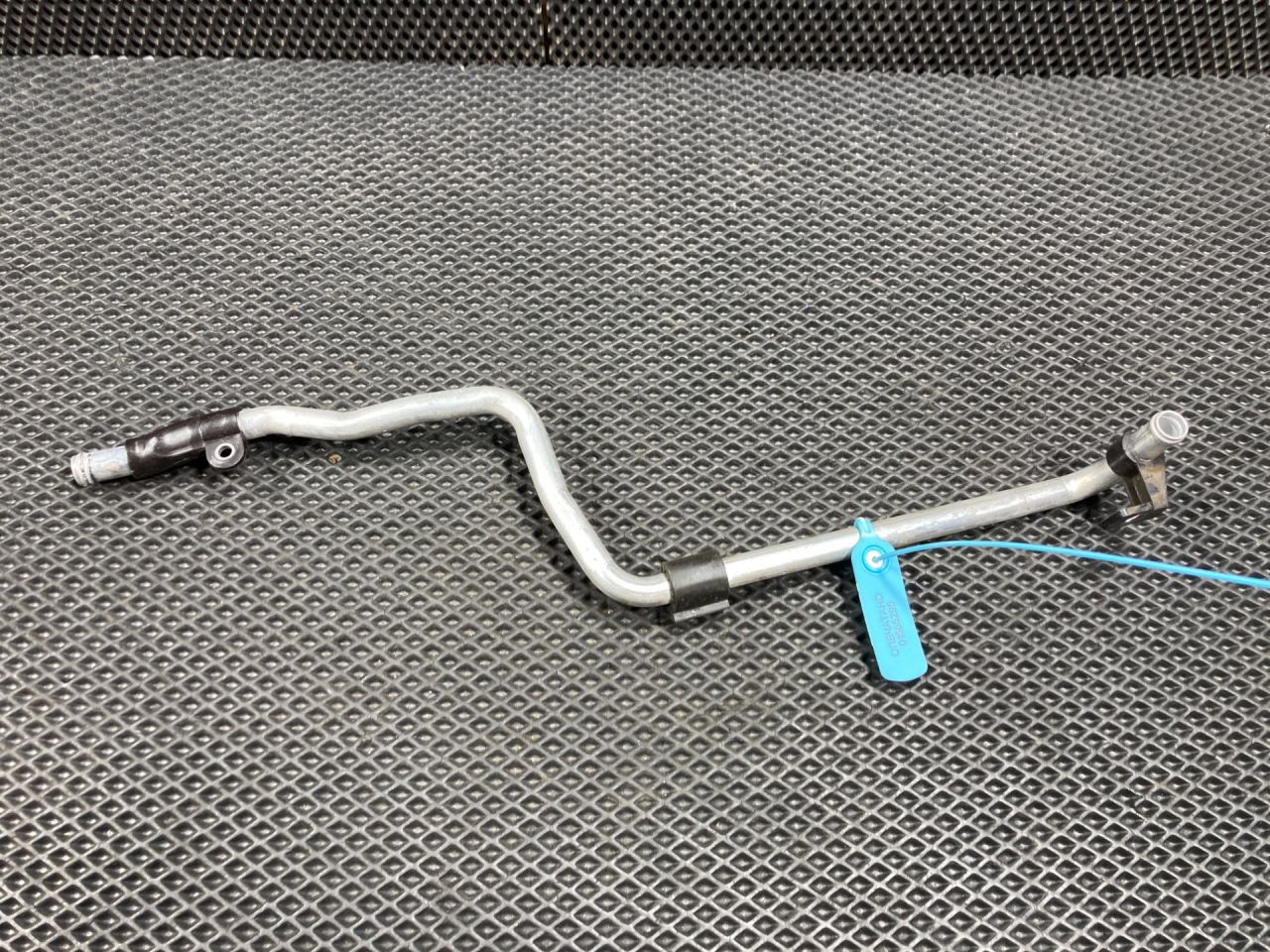 трубка охлаждающей жидкости Audi A6 C8 2018, 3.0 л., бензин, АКПП, седан, 4K0819377R - фото №1