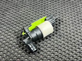 насос (моторчик) омывателя стекла Jaguar F-Pace 1 поколение X761 2017, 3.0 л., AJ 126, бензин, АКПП, внедорожник 5 дв., BK2117K624BA, AV6117K624AA