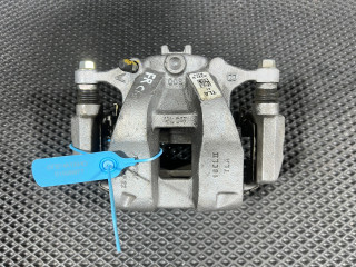 суппорт передний правый Honda CR-V 6 поколение 2025, 1.5 л., L15B, бензин, АКПП, внедорожник 5 дв., 45018-TLA-A01