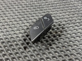 кнопка центрального замка Mercedes-Benz GL-Класс X164 [рестайлинг] 2010, 4.7 л., M 273.923, бензин, АКПП, внедорожник 5 дв., A2518201010