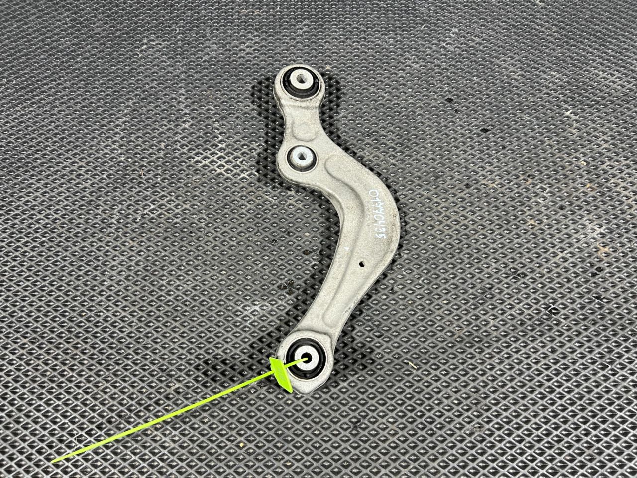 рычаг задний Audi Q7 4M 2016, 3.0 л., CREC, бензин, АКПП, внедорожник 5 дв., 4M0505361G, 4M0505323G - фото №1