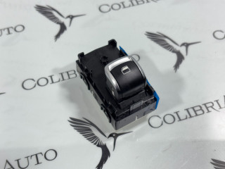 кнопка стеклоподъемника двери задней правой Kia K5 3 поколение 2022, 1.6 л., G4FP, бензин, АКПП, седан, 93581L2100