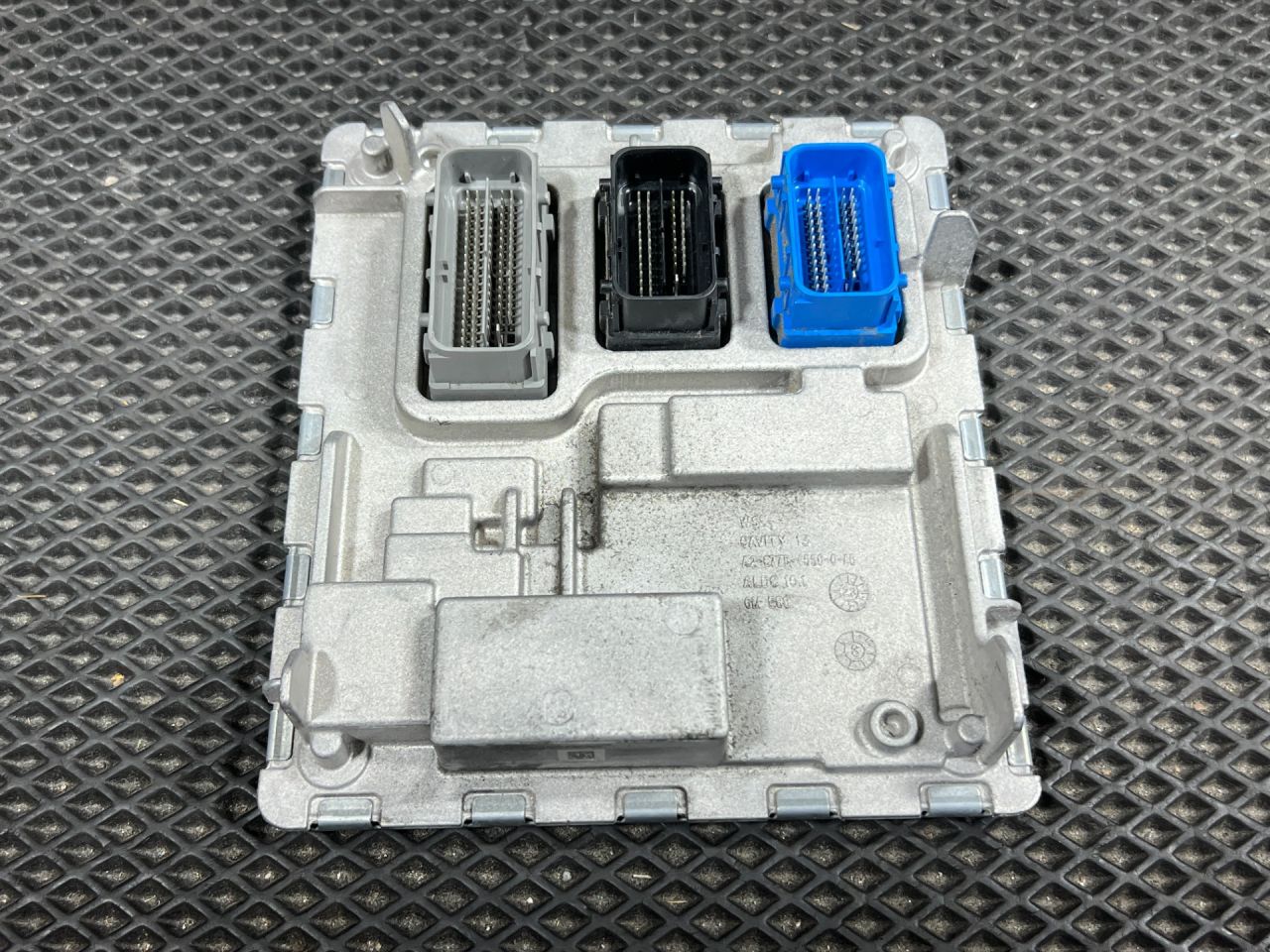 блок управления двигателем Buick Envista 1 поколение 2024, 1.2 л., бензин, АКПП, внедорожник 5 дв., 12731974, 687802561 - фото №1