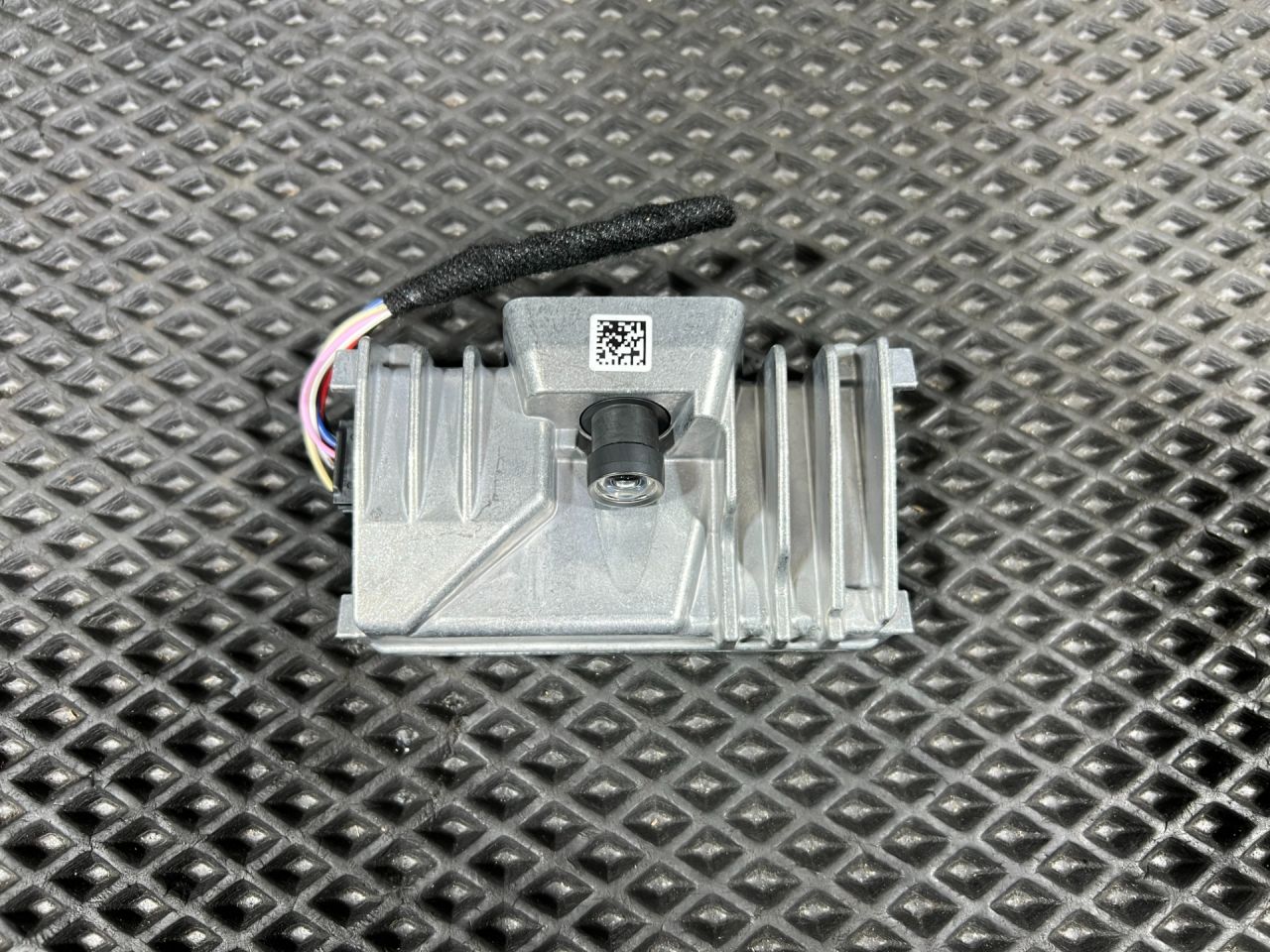 камера переднего обзора Hyundai Tucson 4 поколение 2024, 2.5 л., G4KN, бензин, АКПП, внедорожник 5 дв., 99211-CW020 - фото №1