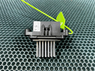 сопротивление печки BMW 5 серия G30/G31 2017, 2.0 л., B47 D20 A, дизель, 16471672R1
