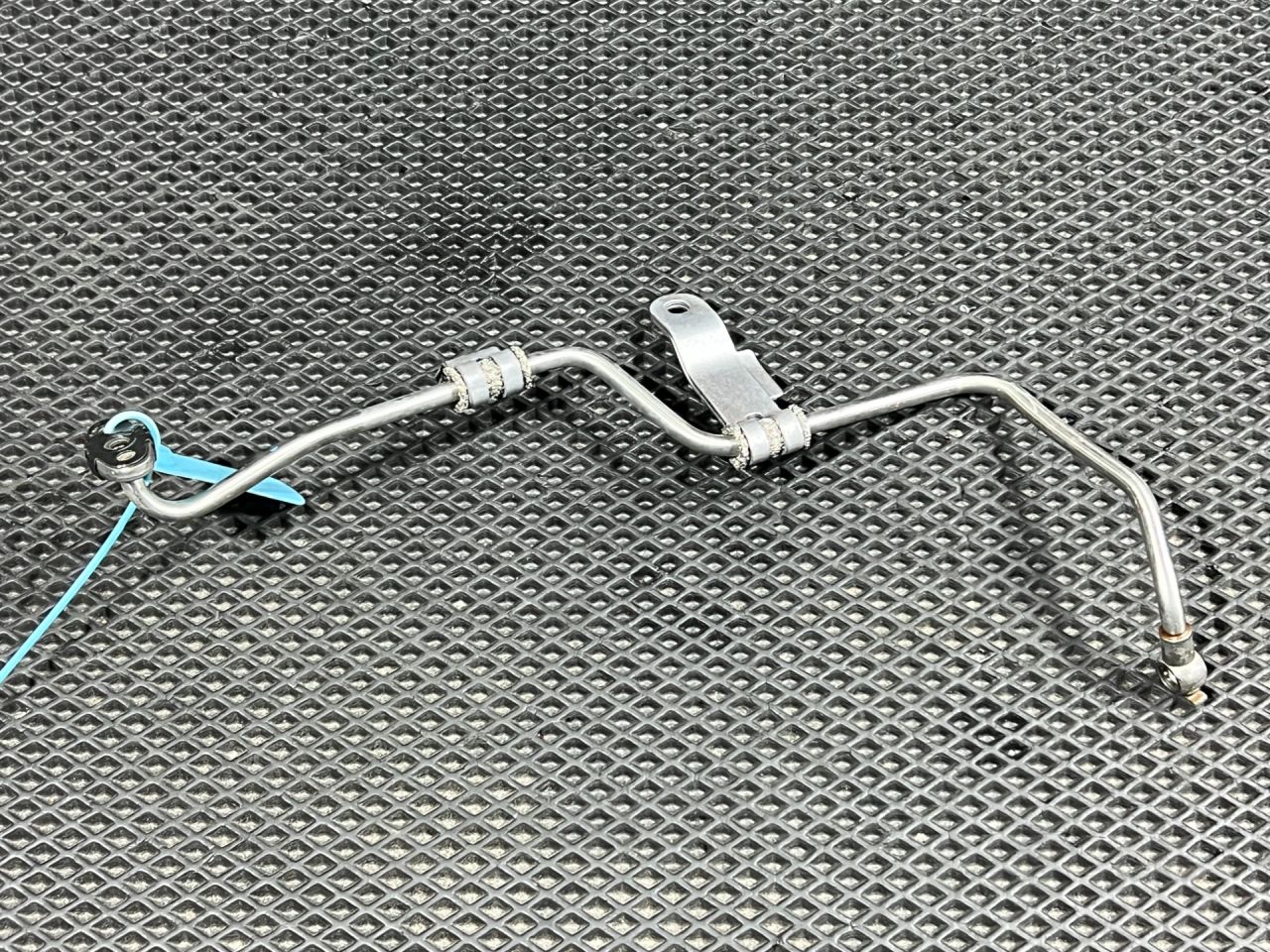 масляная трубка турбины Kia K5 3 поколение 2022, 1.6 л., G4FP, бензин, АКПП, седан, 28240-2M810, 194G1-2MH01, 21110-2M700, 22HM1-2MK00, 395G3-2MH00 - фото №1