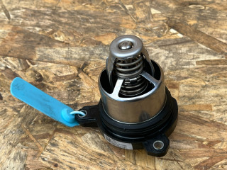 термостат Audi S4 B9 [рестайлинг] 2021, 3.0 л., CWGD, бензин, АКПП, седан, 06M121115K