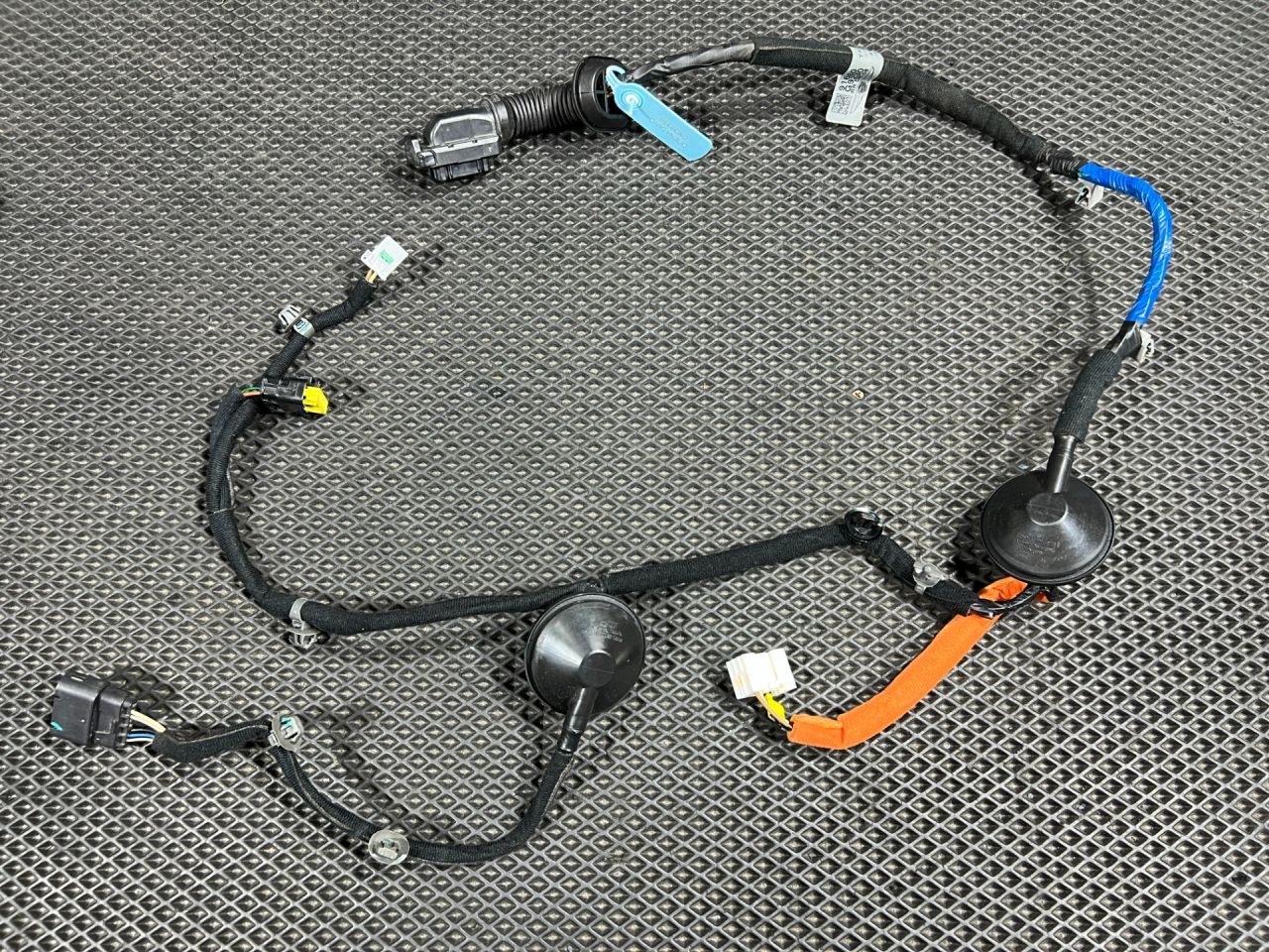 дверная проводка Genesis G70 1 поколение 2019, 2.0 л., G4KL, бензин, АКПП, седан, 91660-G9230 - фото №1