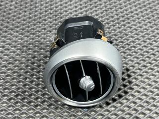 дефлектор обдува салона Mercedes-Benz C-Класс W205 [рестайлинг] 2020, 3.0 л., M 276.824, бензин, A2058300301