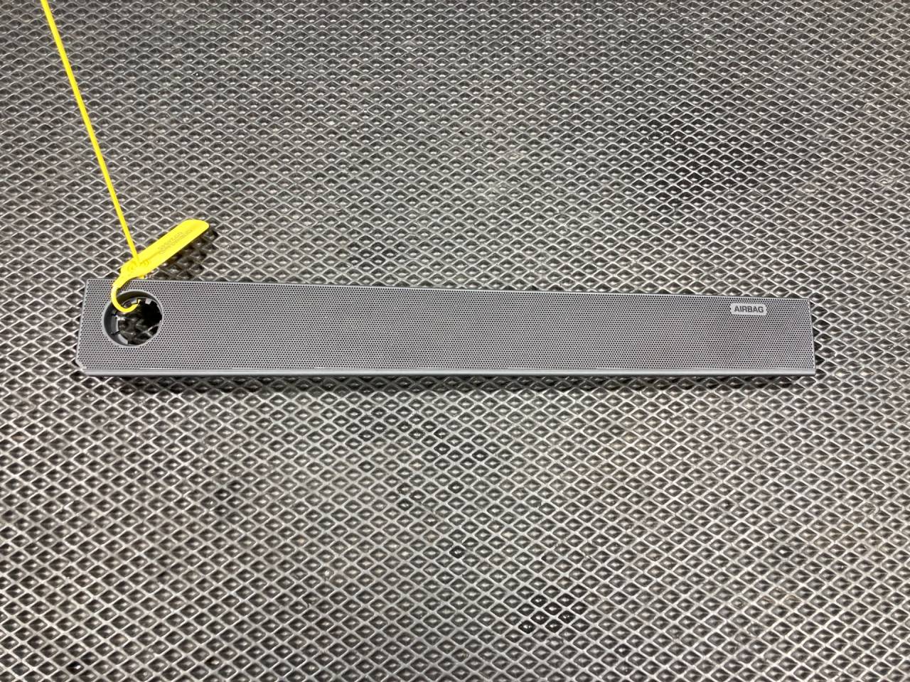 накладка на торпедо (консоль) Land Rover Range Rover 4 поколение L405 2017, 3.0 л., 306PS, бензин, АКПП, внедорожник 5 дв., CK52046A63CE - фото №1