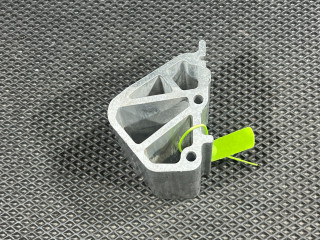 кронштейн радиатора Mercedes-Benz GLB-Класс 1 поколение 2019, 2.0 л., бензин, АКПП, внедорожник 5 дв., A2476280900