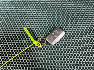 ключ Jaguar XE 1 поколение 2016, 2.0 л., 204PT, бензин, АКПП, седан, C2D51457, C2D48479, C2D51454, EW9315K601AE