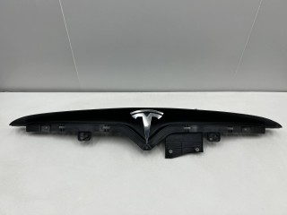 молдинг переднего бампера Tesla Model X 1 поколение [рестайлинг] 2023, 161707300A, 161707300