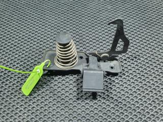 захватный крюк капота Jaguar XJ 4 поколение [рестайлинг] X351 2016, 5.0 л., 508PN, бензин, АКПП, седан, AW9316892AF, C2D24409