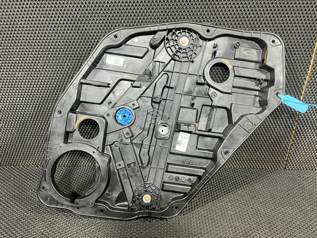 стеклоподъемник задний правый Hyundai Tucson 4 поколение 2024, 2.5 л., G4KN, бензин, АКПП, внедорожник 5 дв., 83481-CW000 - фото №1