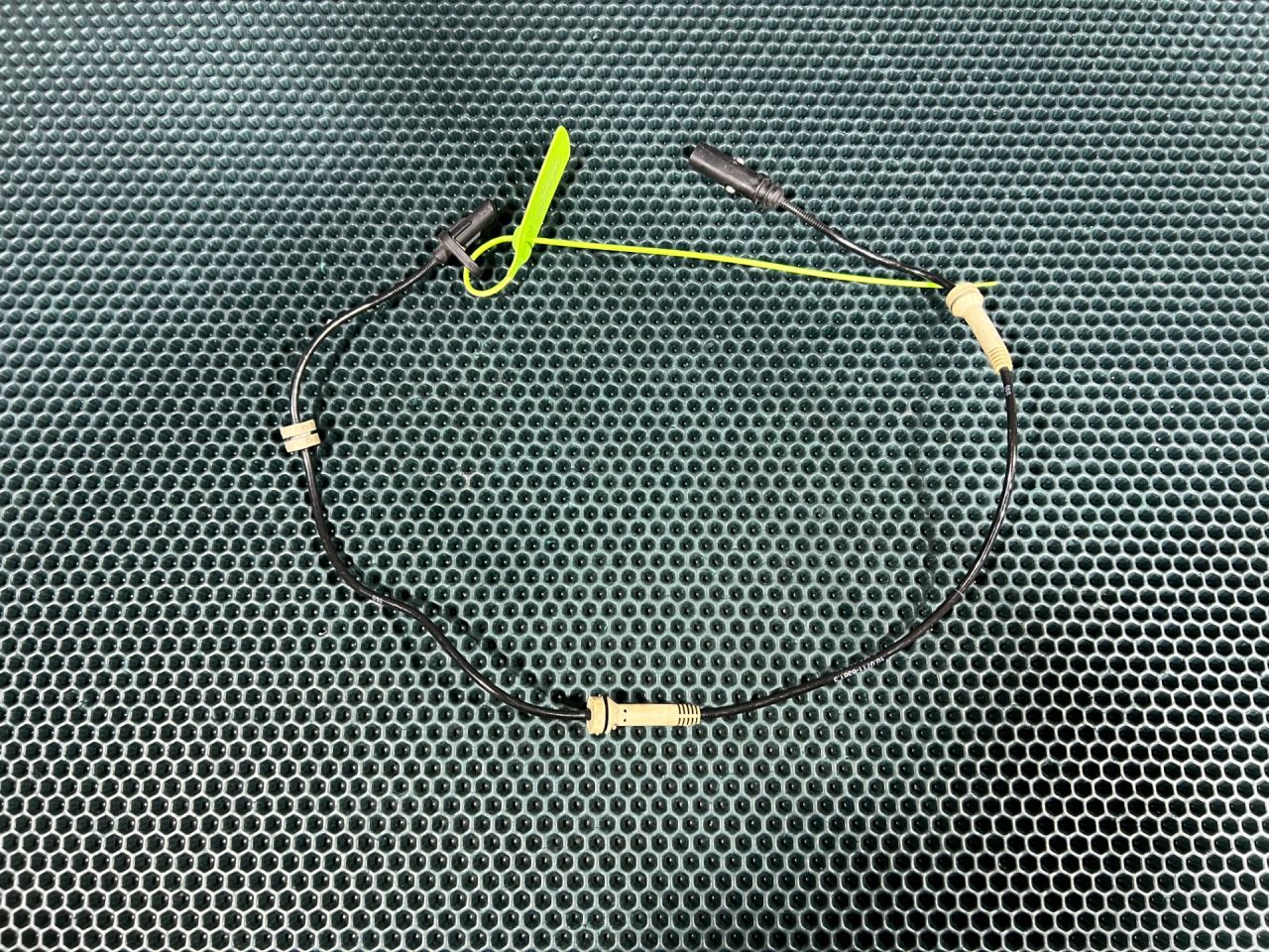 датчик ABS BMW 5 серия G30/G31 2018, 2.0 л., B47 D20 A, дизель, АКПП, седан, 685960203, 100711-63813, 34526859602 - фото №1