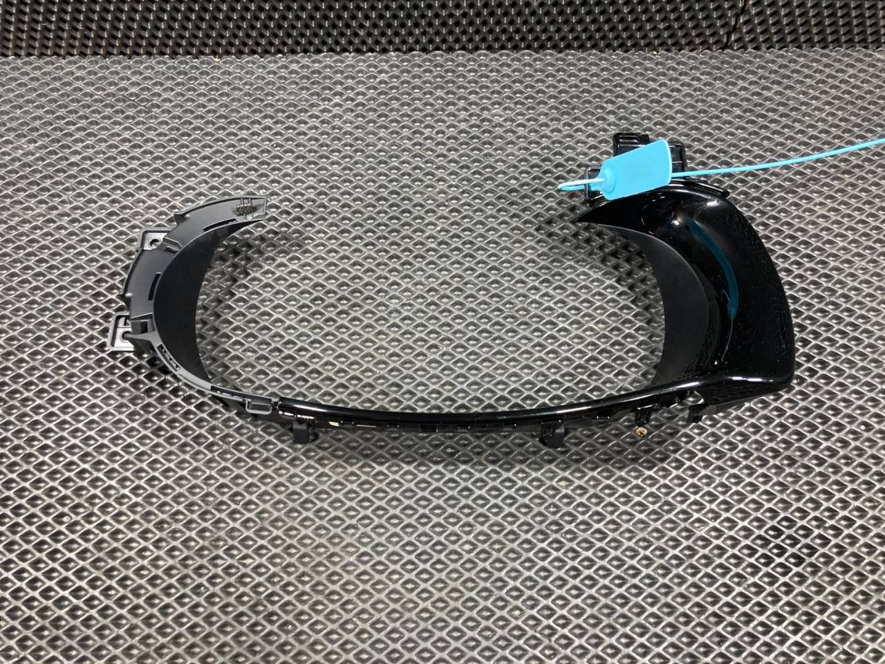 накладка на торпедо (консоль) Kia K5 3 поколение 2020, 1.6 л., G4FP, бензин, АКПП, 84830L3000 - фото №1