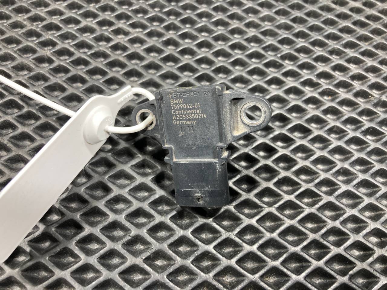 датчик (прочие) BMW X5 F15 2018, 3.0 л., N55 B30 A, бензин, АКПП, внедорожник 5 дв., 7599042-01, 7599042, A2C53358214 - фото №1
