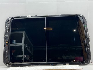 люк Volkswagen Taos 1 поколение 2023, 1.5 л., DNKA, бензин, АКПП, внедорожник 5 дв., 2GJ877041B