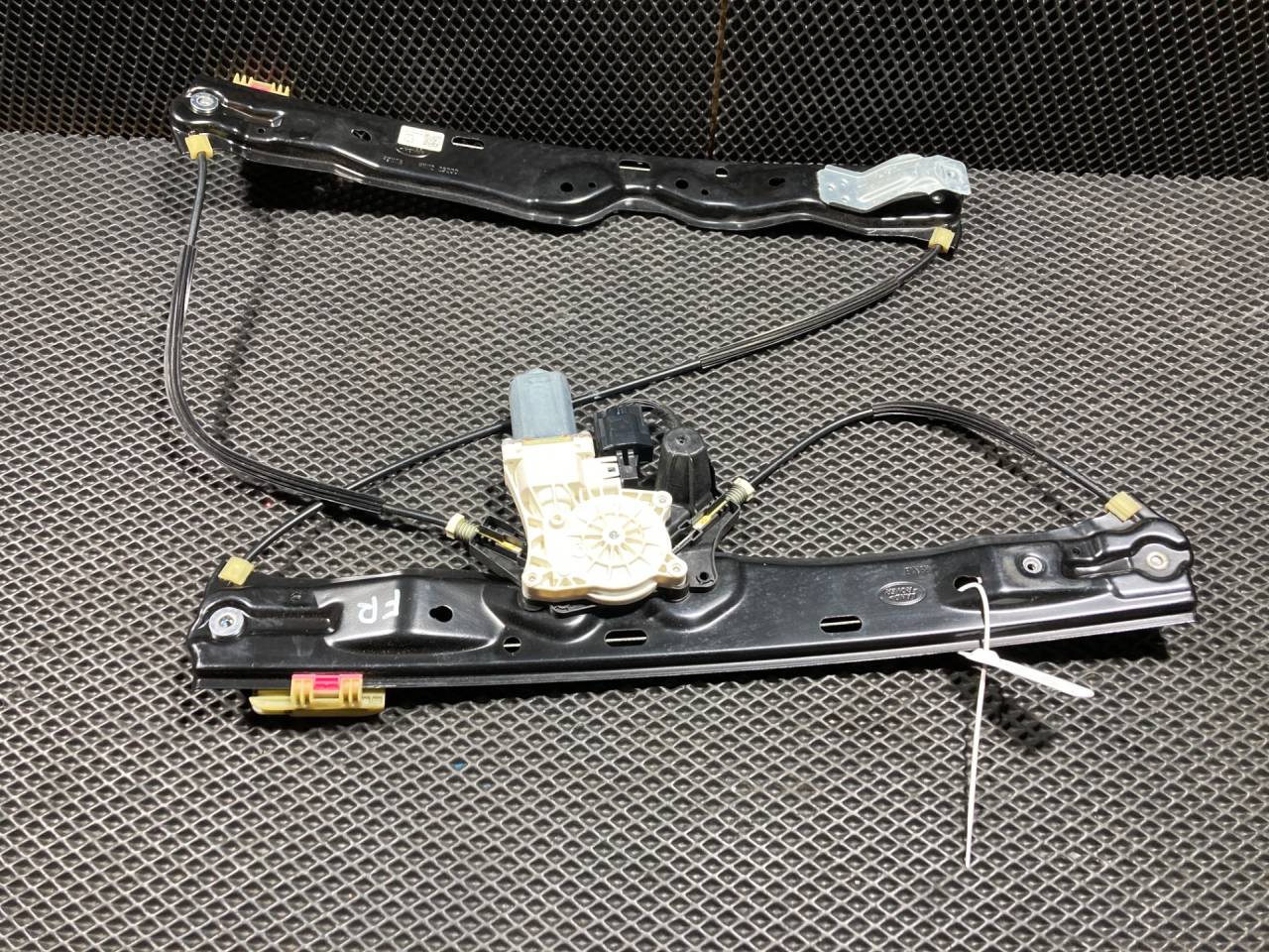 стеклоподъемник передний правый Land Rover Discovery Sport 1 поколение L550 2016, 2.0 л., бензин, АКПП, внедорожник 5 дв., FK7223200AC, LR165908 - фото №1