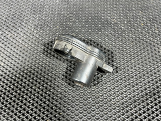 электроручник Audi S8 D4 2013, 4.0 л., CGTA, бензин, АКПП, седан, 4H0998281