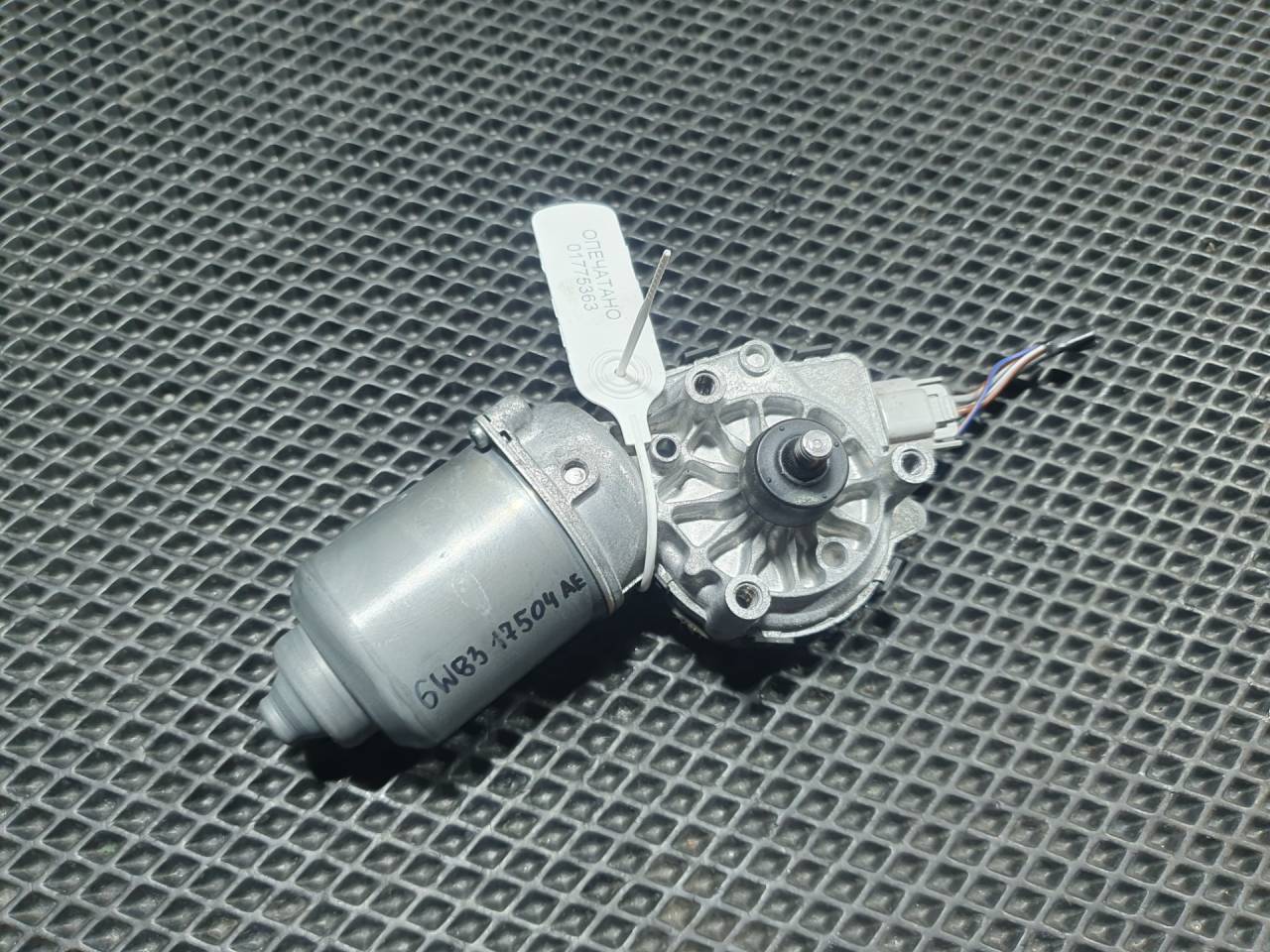 моторчик передних стеклоочистителей (дворников) Jaguar F-Type 1 поколение 2017, 5.0 л., 508PN, бензин, АКПП, седан, 159300-0771, 6W8317500AE - фото №1