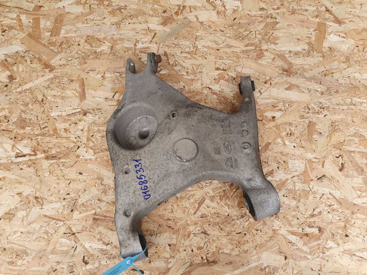 рычаг задний нижний Jaguar XE 1 поколение X760 2017, 3.0 л., AJ 126, бензин, АКПП, седан, GX73-5B530-AE, T2H39363, T2H24273 - фото №1