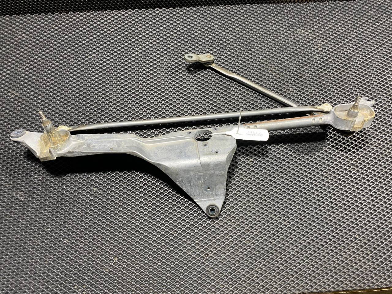 механизм стеклоочистителя (трапеция дворников) Jaguar F-Type 1 поколение 2016, 5.0 л., 508PN, бензин, АКПП, кабриолет, 6W8317504AE, C2P3570, C2P3571 - фото №1