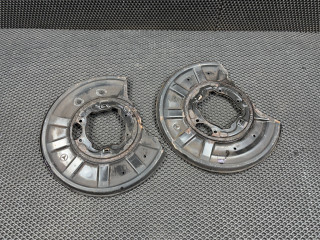 защитный кожух тормозного механизма Mercedes-Benz CLS-Класс C218 [рестайлинг] 2015, 4.7 л., бензин, A2124202144